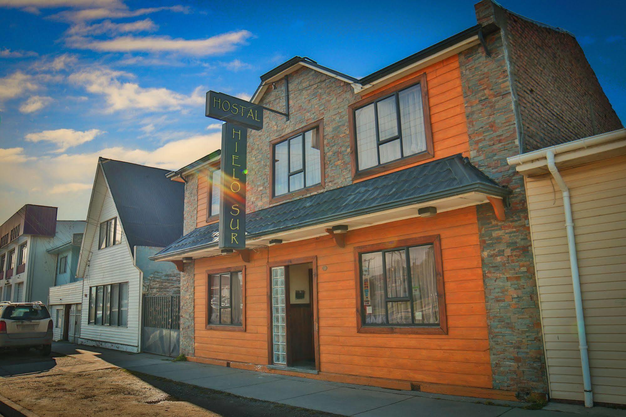 Hostal Hielo Sur Punta Arenas Exterior photo